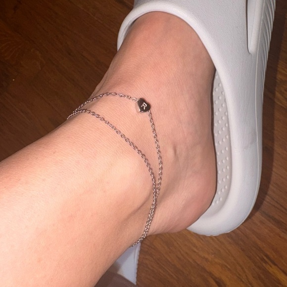 Silver Heart with letter R  Charm ankle Bracelet adjustable - Picture 2 of 3
